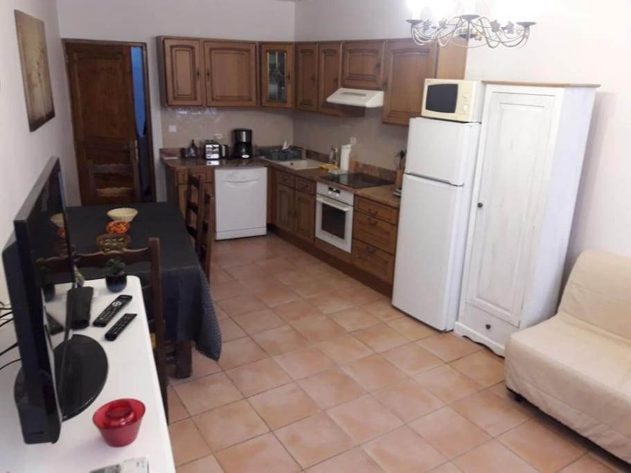 Apt En Luberon Appartement 3 Chambres Et Garage Privee Ngoại thất bức ảnh